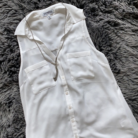 Express Button-up Blouse - Picture 2 of 8